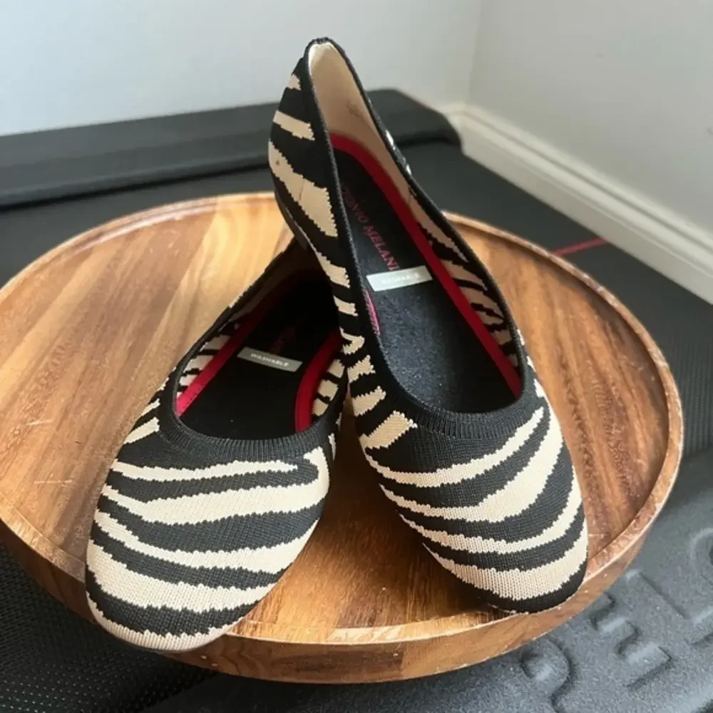 Antonio Melani Tiger Print‎ Flats 6M